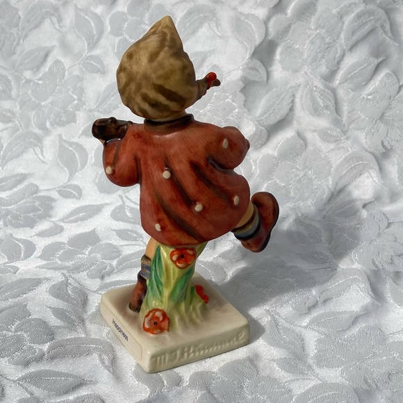 4.5" Hummel Figurine "Happiness" Goebel W. Germany 1984 Excellent Condition - Picture 3 of 6